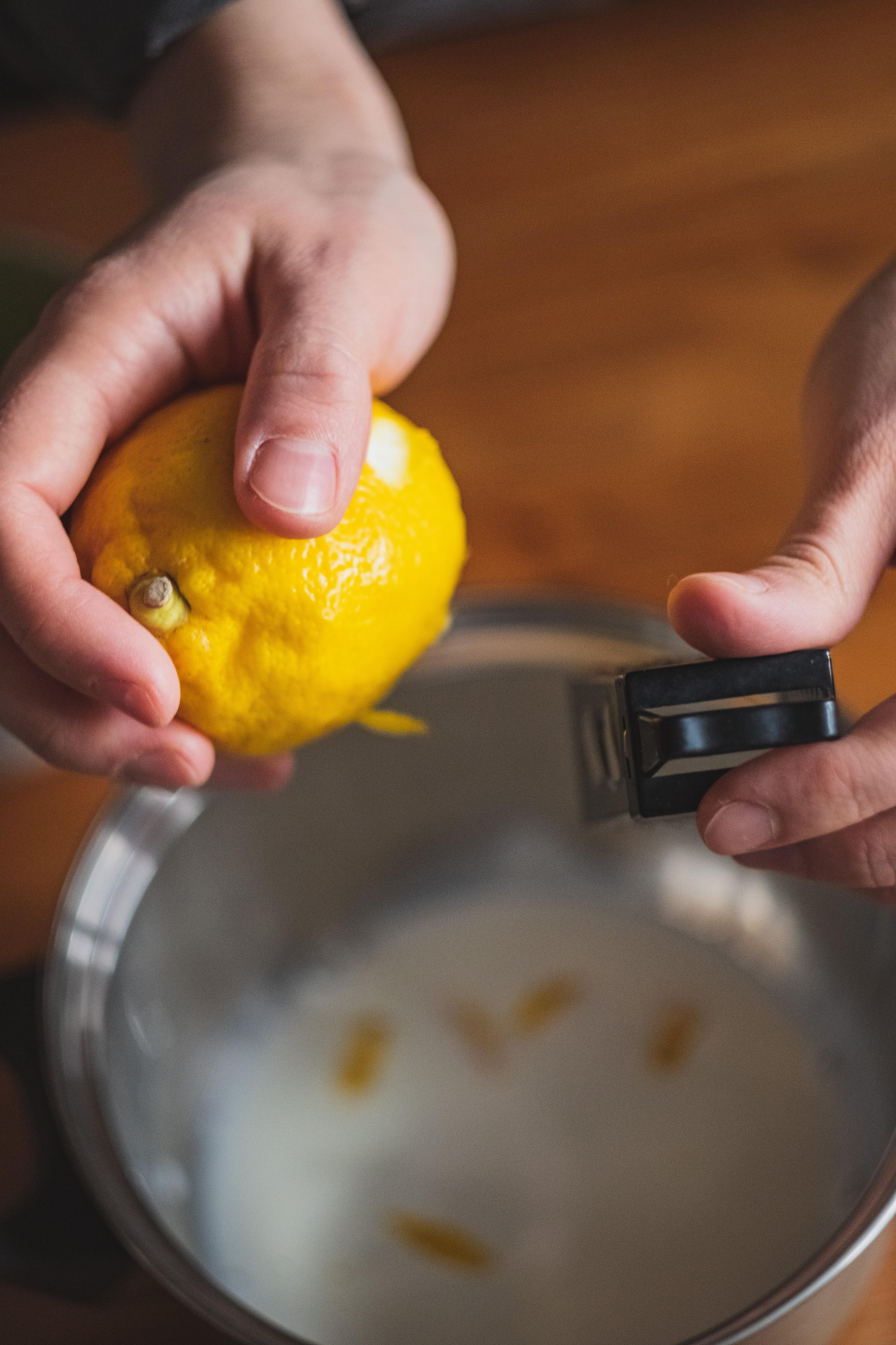 Crème de citron ou Lemon curd avec des oeufs entiers