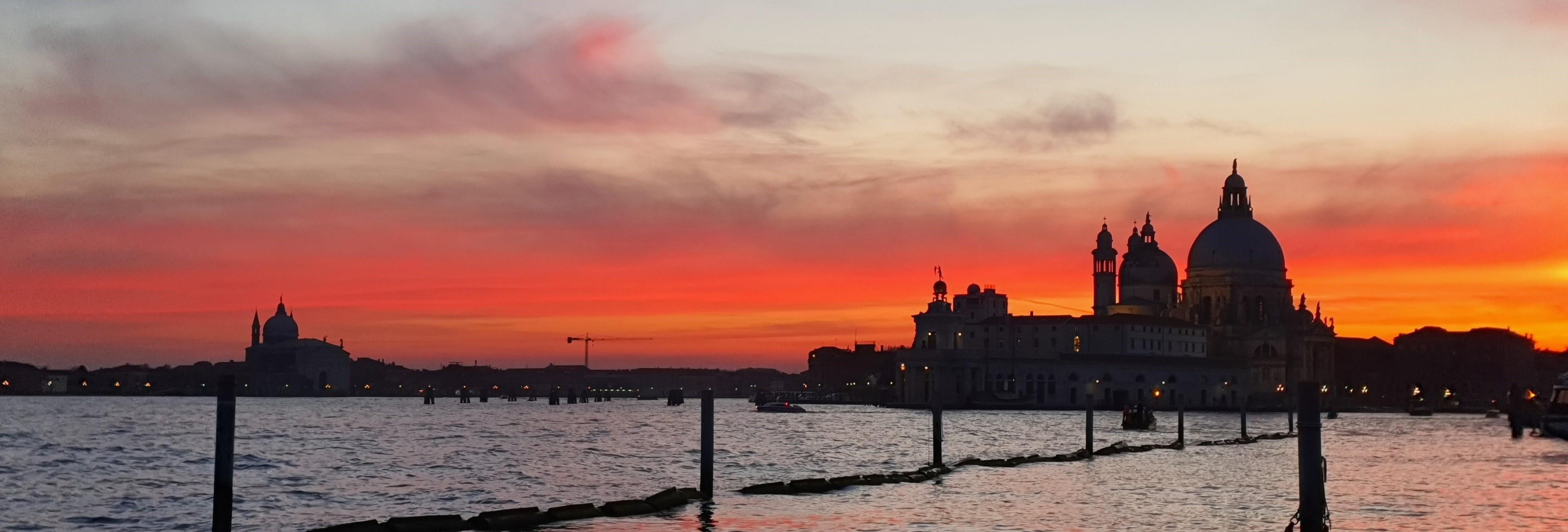 Venezia Civiltà Anfibia