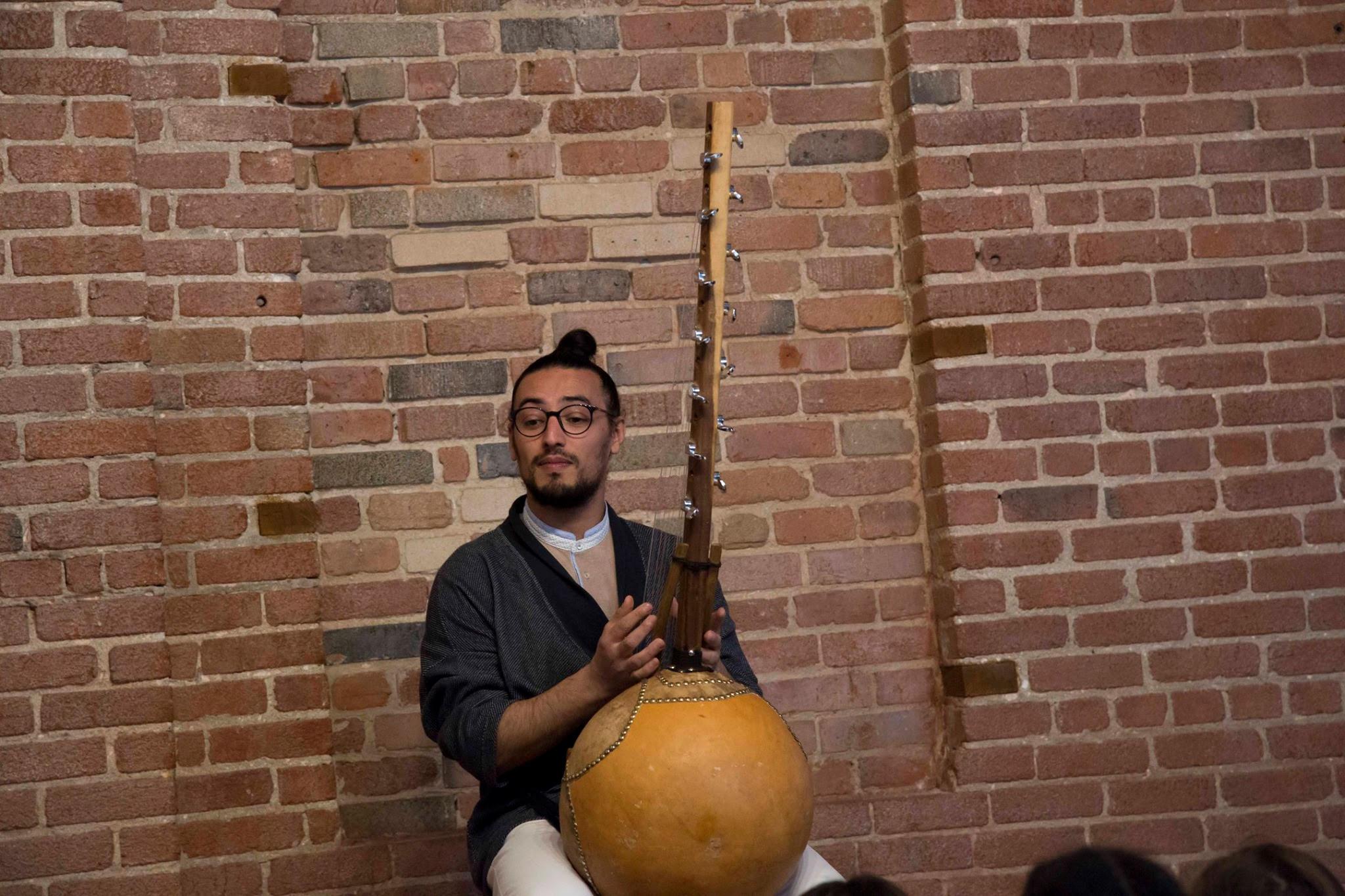 Fayçal Belattar. le conteur et musicien des sources nouvelles