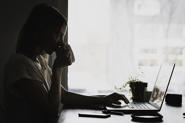 Ado devenue grande : écrire, c'est ma passion, faites pareil, finies les tensions !