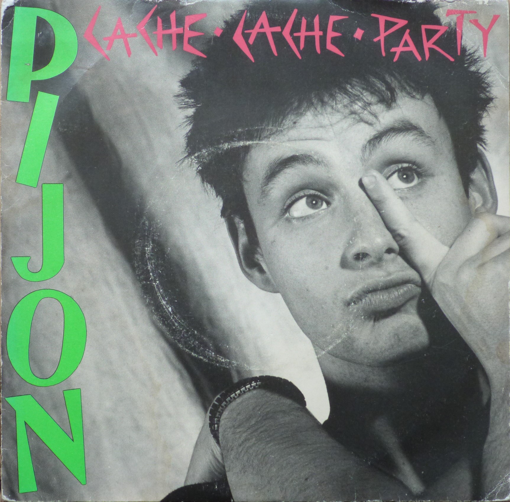 Pijon, Cache cache party